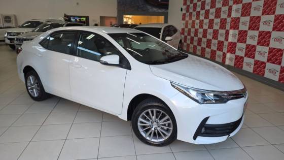 TOYOTA COROLLA 1.8 GLI UPPER 16V FLEX 4P AUTOMÁTICO